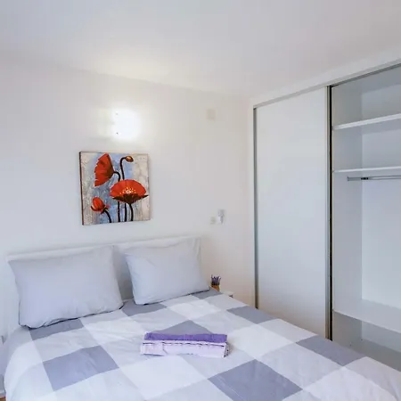Tatil Evi Vila Kathi Brist